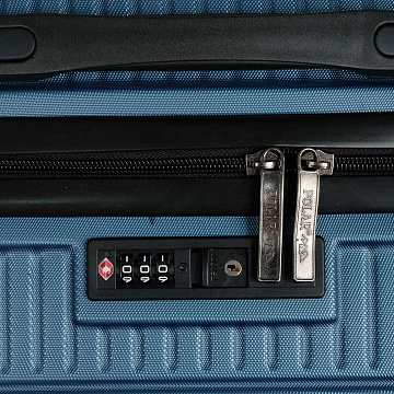 Чемодан М пластик средний РР5661 (2-ой) 24"