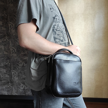 Мужская кожаная сумка 23281 черная