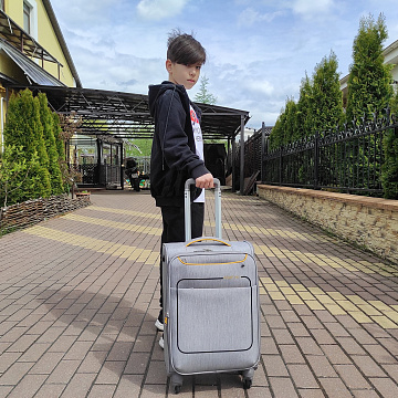 Чемодан малый Р1919 (19")