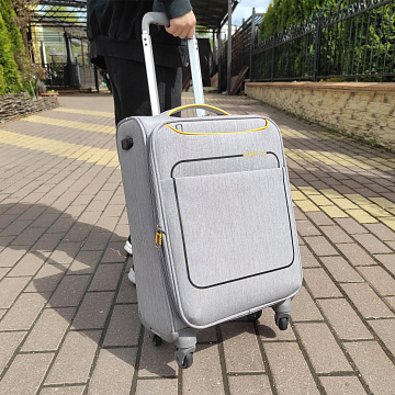 Чемодан малый Р1919 (19")